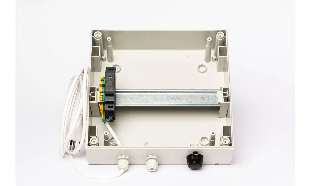 Solar-Log BaseBox Installationsbox IP65 1x RJ45 5 Solar-Log BaseBox Installationsbox IP65 1x RJ45 – Bild 5
